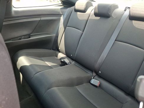 Used 2019 Honda Civic LX image 10