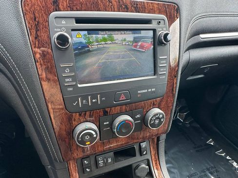 Used 2014 Chevrolet Traverse LT w/ All-Star Edition FWD image 17