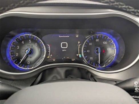 New 2026 Chrysler Pacifica Select image 10