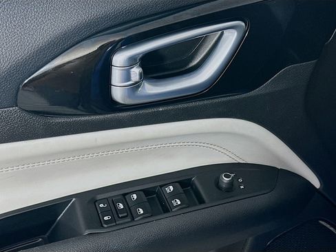 Certified 2024 Jeep Compass Limited image 26