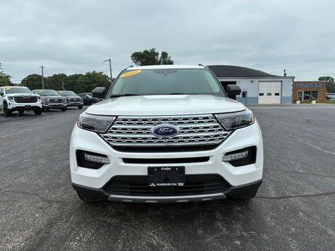 Used 2020 Ford Explorer XLT w/ Equipment Group 202A AWD/4WD image 8