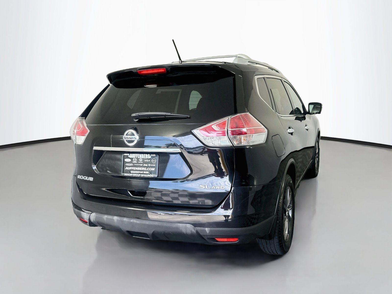 Used 2016 Nissan Rogue SL w/ SL Premium Package AWD/4WD image 7