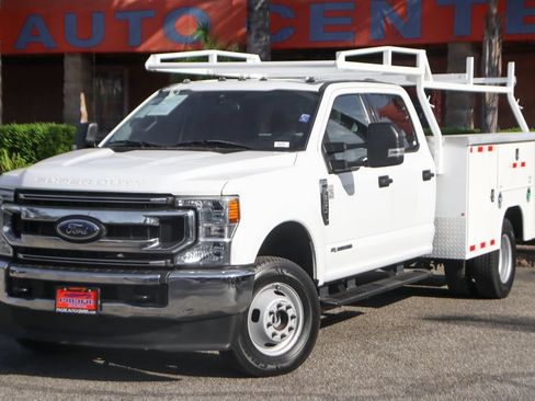 Used 2021 Ford F350 XLT AWD/4WD image 4