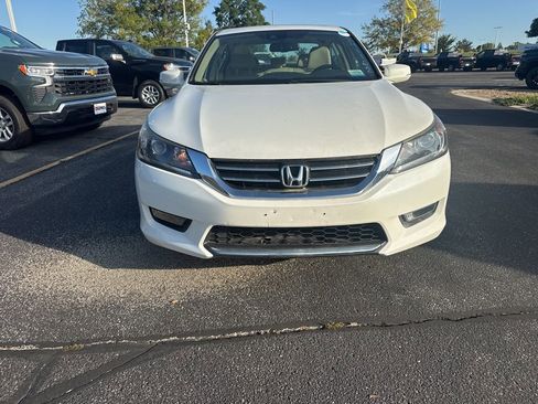 Used 2015 Honda Accord EX-L image 2