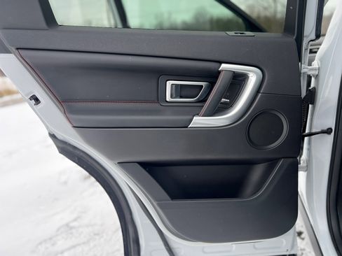 Used 2019 Land Rover Discovery Sport HSE Luxury Dynamic image 36