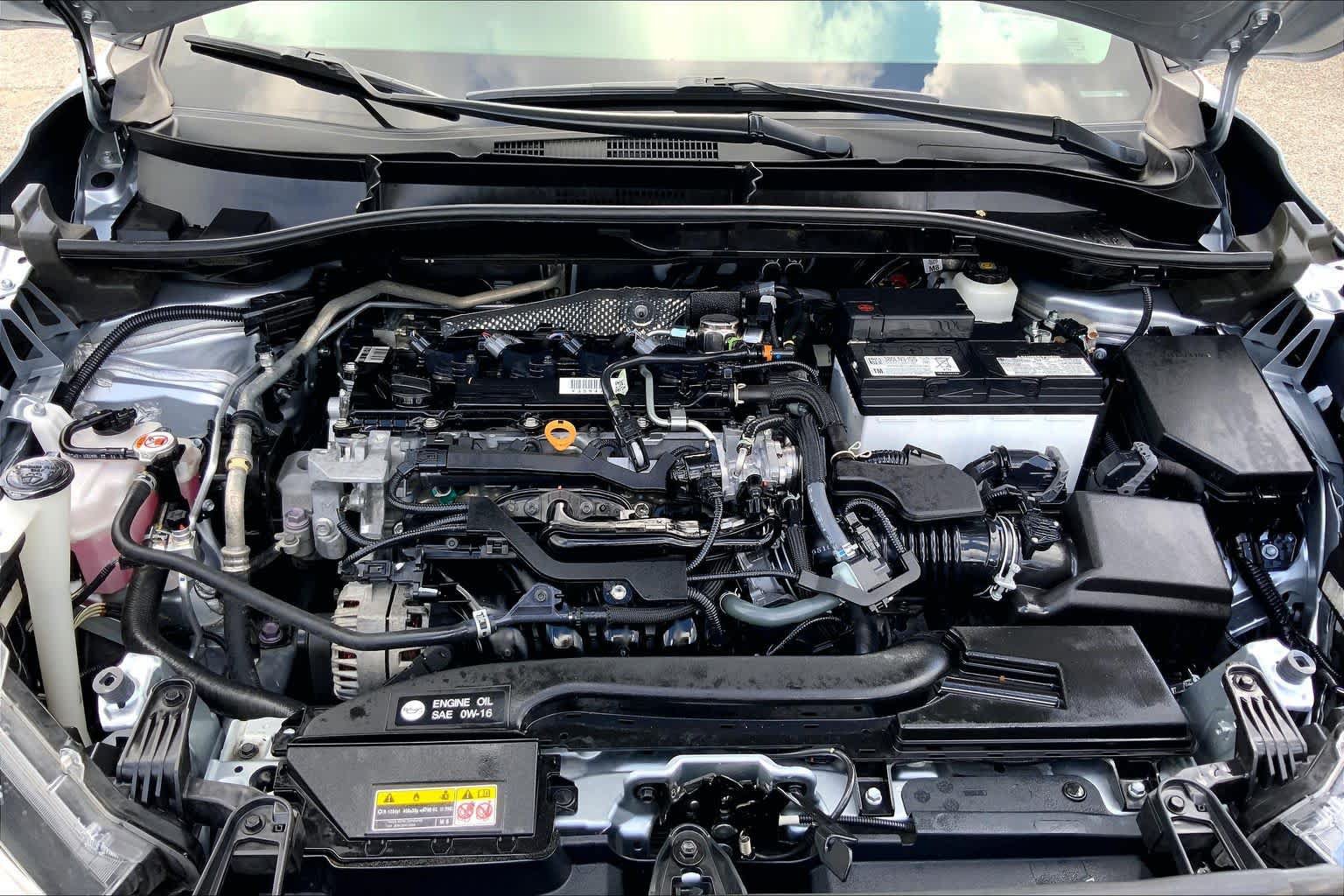 Used 2023 Toyota Corolla Cross XLE AWD/4WD image 31
