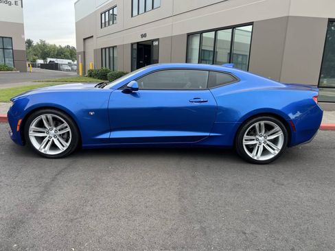 Used 2016 Chevrolet Camaro LT RWD image 7
