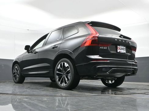 New 2026 Volvo XC60 B5 Plus w/ Protection Package Premier AWD/4WD image 45