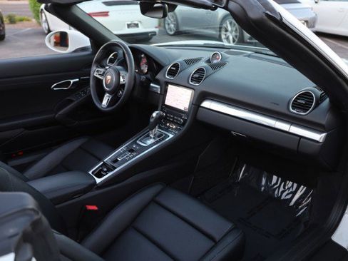 Used 2024 Porsche 718 Boxster S RWD image 48