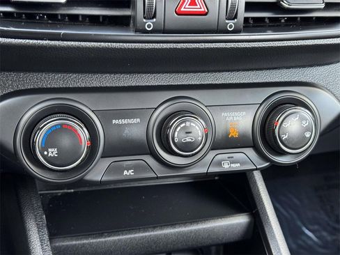 Used 2020 Kia Forte LXS image 25