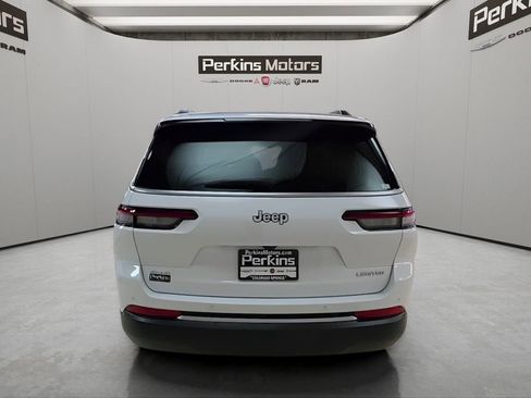 New 2026 Jeep Grand Cherokee L Limited AWD/4WD image 4