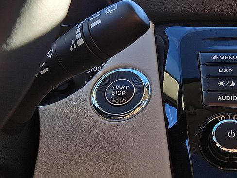 Certified 2022 Nissan Rogue Sport SL w/ Premium Package image 23