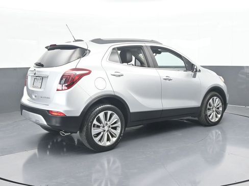 Used 2020 Buick Encore Preferred image 6