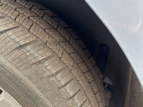 Used 2015 Chevrolet Equinox LT w/ Driver Convenience Package image 9