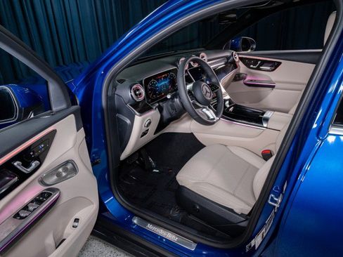 New 2026 Mercedes-Benz GLC 300 image 10