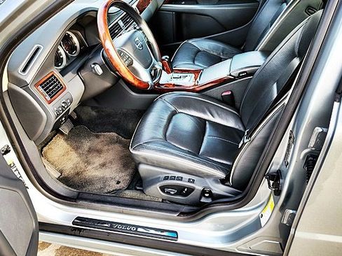 Used 2010 Volvo S80 V8 image 13