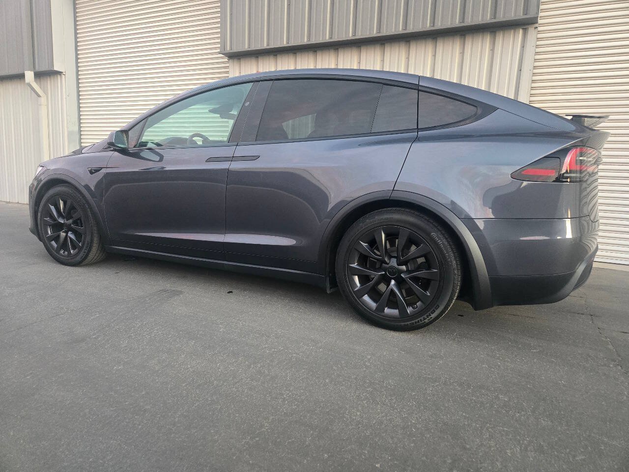 Used 2023 Tesla Model X AWD/4WD image 5