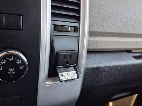 Used 2012 RAM 1500 Big Horn AWD/4WD image 29