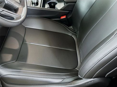 New 2026 Jeep Grand Cherokee Limited AWD/4WD image 14