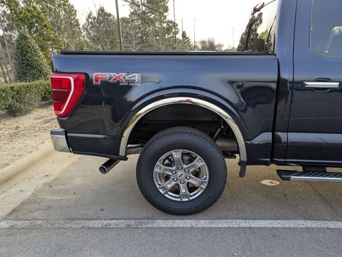 Certified 2022 Ford F150 XLT w/ Equipment Group 302A High image 37