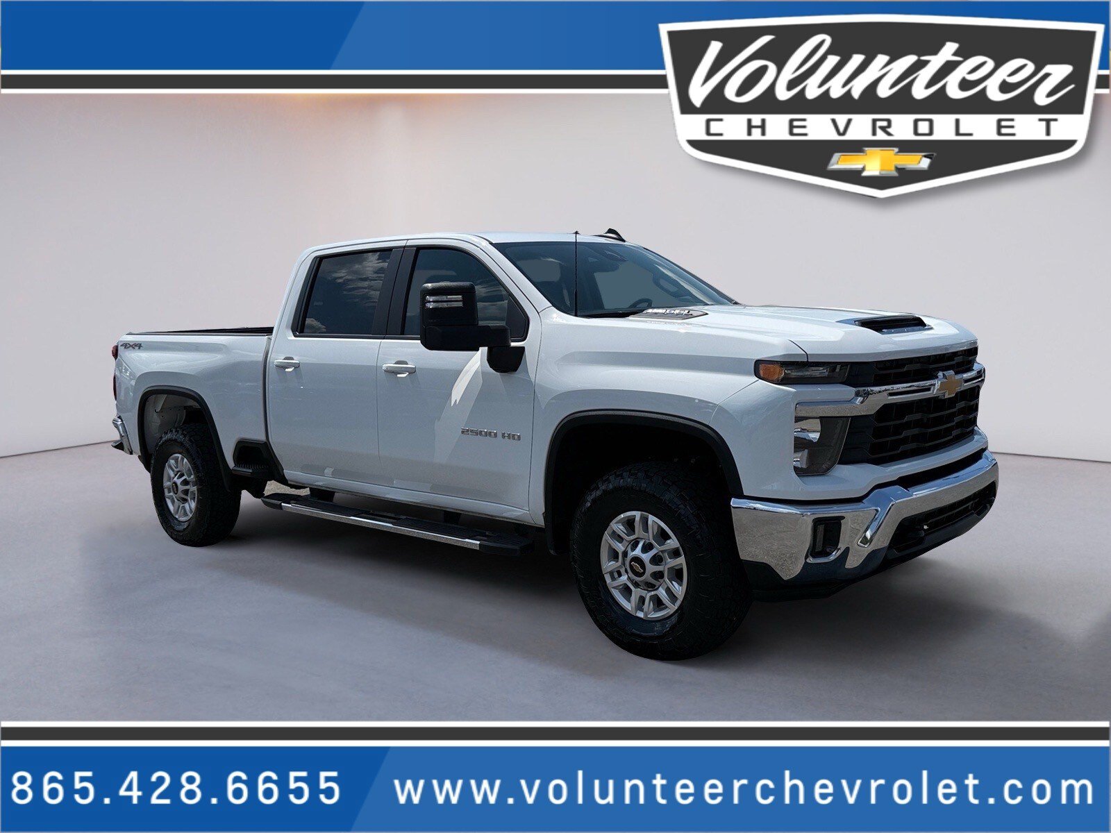 Used 2025 Chevrolet Silverado 2500 LT w/ Convenience Package AWD/4WD image 1