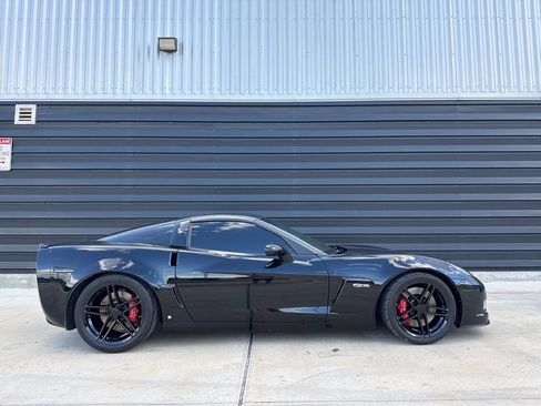 Used 2008 Chevrolet Corvette Z06 w/ Preferred Equipment Group RWD image 2