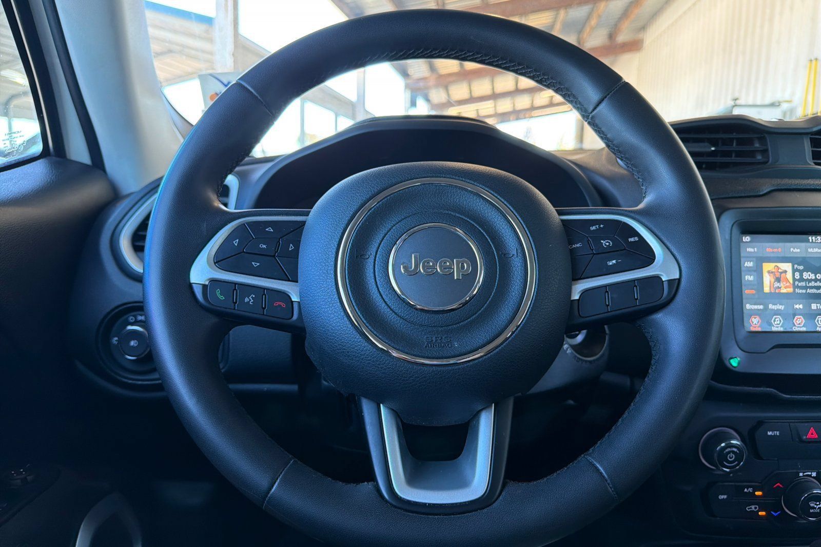 Used 2020 Jeep Renegade Latitude w/ Popular Equipment Group FWD image 22