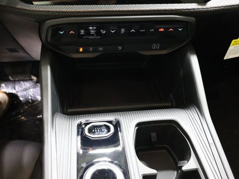 New 2026 Jeep Cherokee Limited image 23