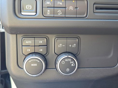 Certified 2023 Chevrolet Tahoe Z71 AWD/4WD image 25