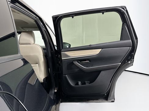 Used 2024 MAZDA CX-90 Plug-In Hybrid w/ Preferred image 32