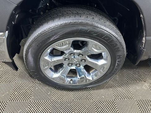 Used 2023 RAM 1500 Big Horn AWD/4WD image 40