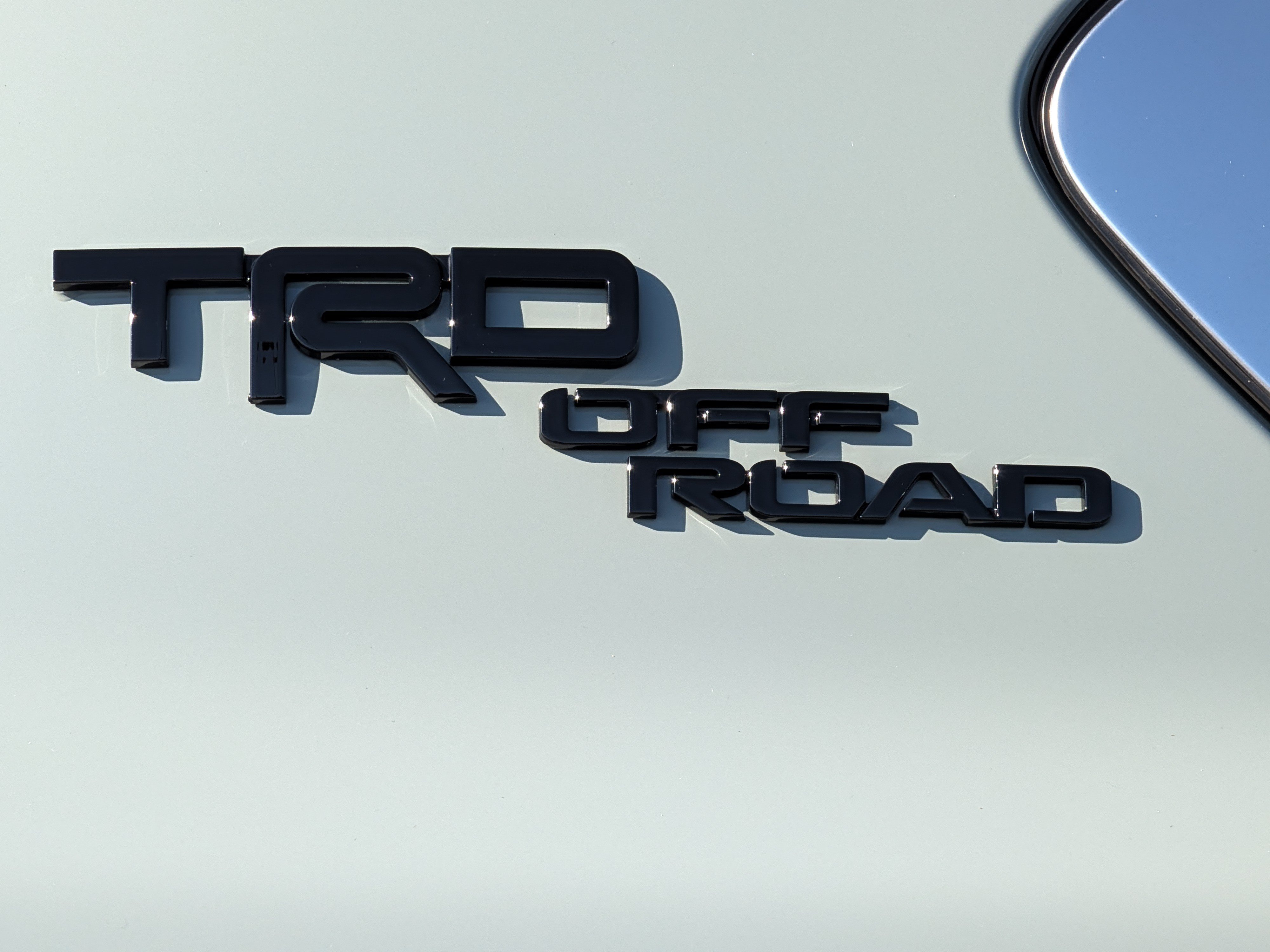 Used 2023 Toyota Sequoia SR5 w/ SR5 Premium Package AWD/4WD image 9