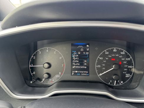 Certified 2023 Toyota Corolla SE image 20