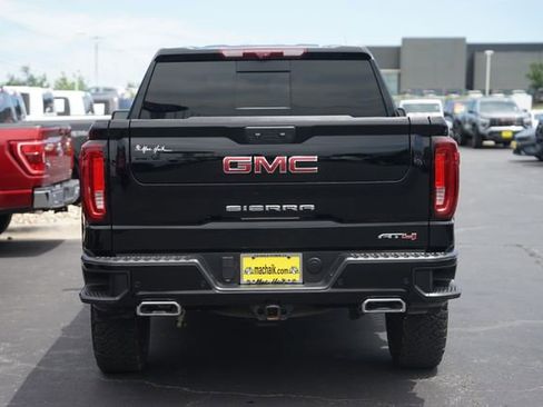 Used 2025 GMC Sierra 1500 AT4 w/ AT4 Premium Package AWD/4WD image 7