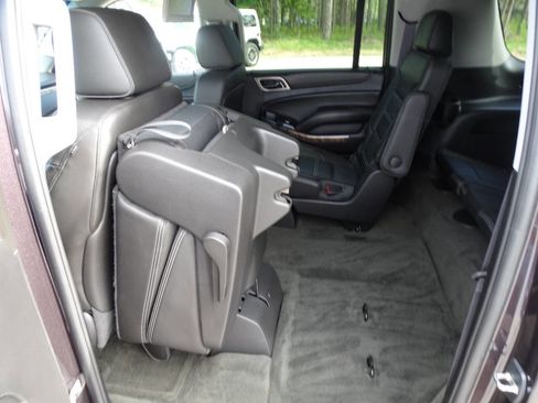 Used 2015 GMC Yukon XL 4x4 Denali image 44