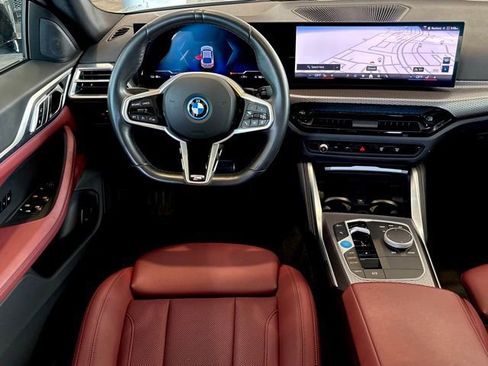 Used 2025 BMW i4 eDrive40 w/ M Sport Package image 16