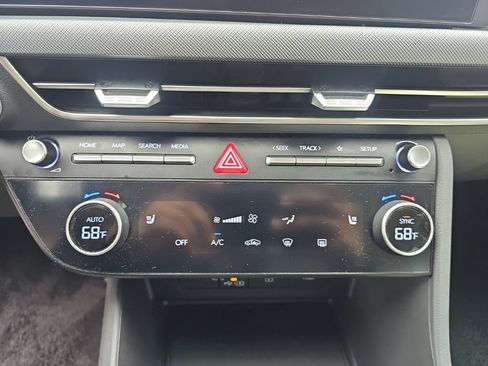Certified 2025 Hyundai Sonata SEL FWD image 20