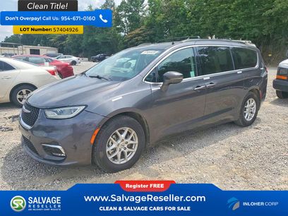 Used 2022 Chrysler Pacifica Touring-L