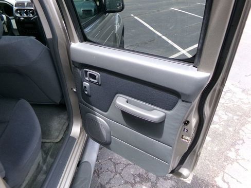 Used 2004 Nissan Frontier XE w/ (PWR) Pwr Pkg RWD image 6