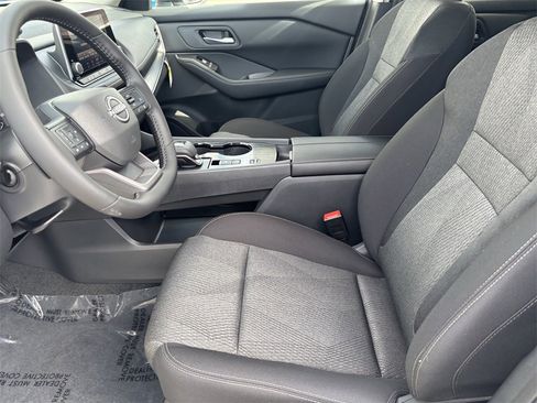 New 2026 Nissan Rogue SV image 14