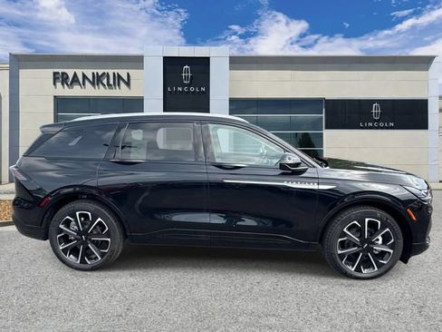 New 2026 Lincoln Nautilus Reserve AWD/4WD image 8