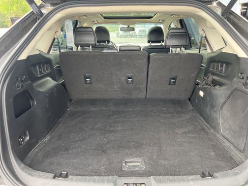 Used 2018 Ford Edge Titanium w/ Equipment Group 301A AWD/4WD image 23