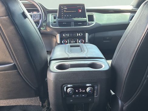 Used 2022 GMC Yukon SLE RWD image 26