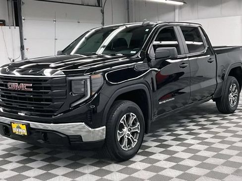 Used 2024 GMC Sierra 1500 Pro w/ Pro Value Package AWD/4WD image 12