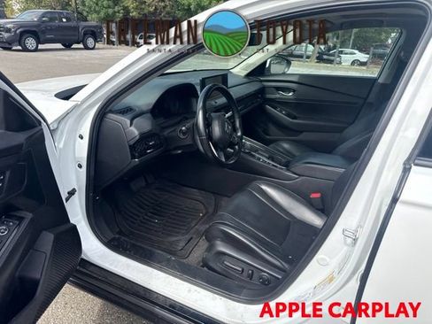 Used 2025 Honda Accord Touring image 6