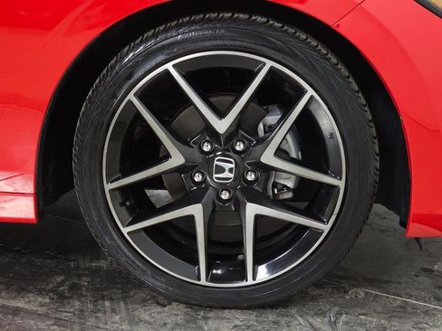 Used 2024 Honda Civic Sport Touring image 12