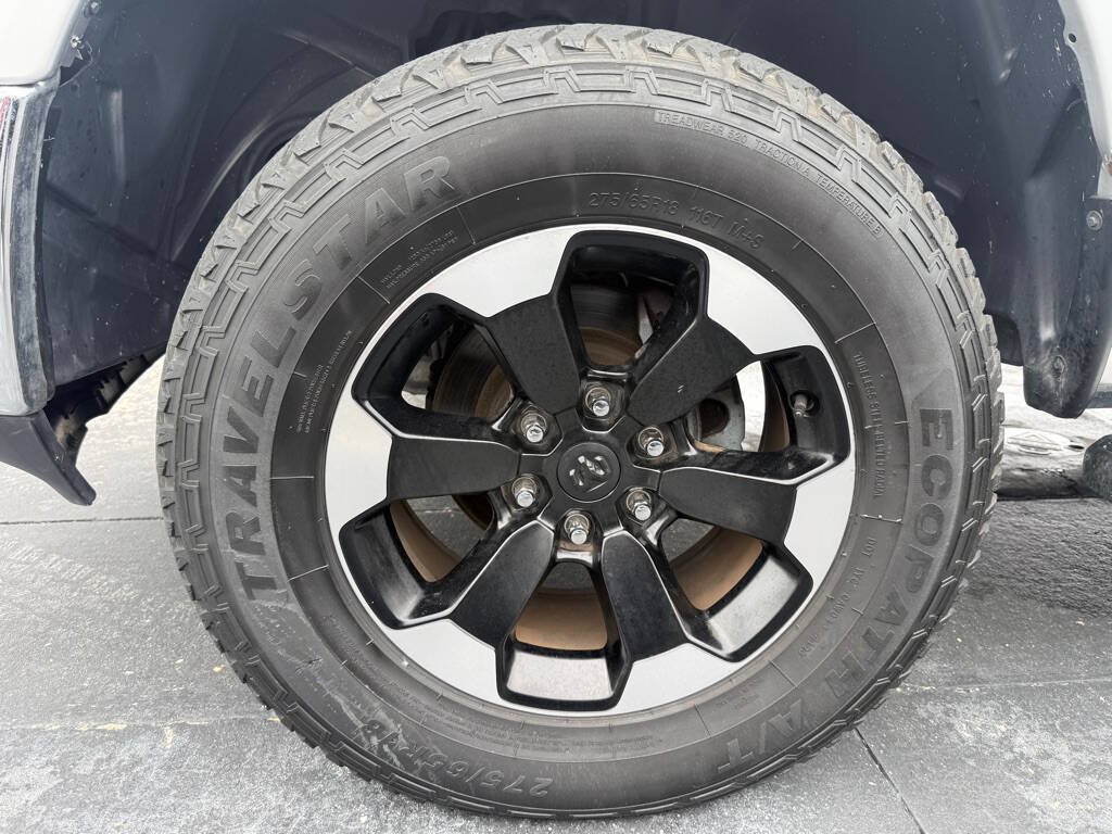 Used 2017 RAM 1500 Big Horn AWD/4WD image 30