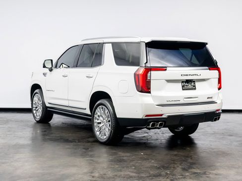 Used 2025 GMC Yukon Denali w/ Denali Reserve Package image 17