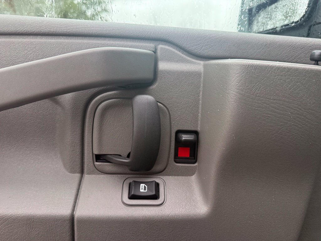 Used 2025 Chevrolet Express 2500 w/ Driver Convenience Package RWD image 20