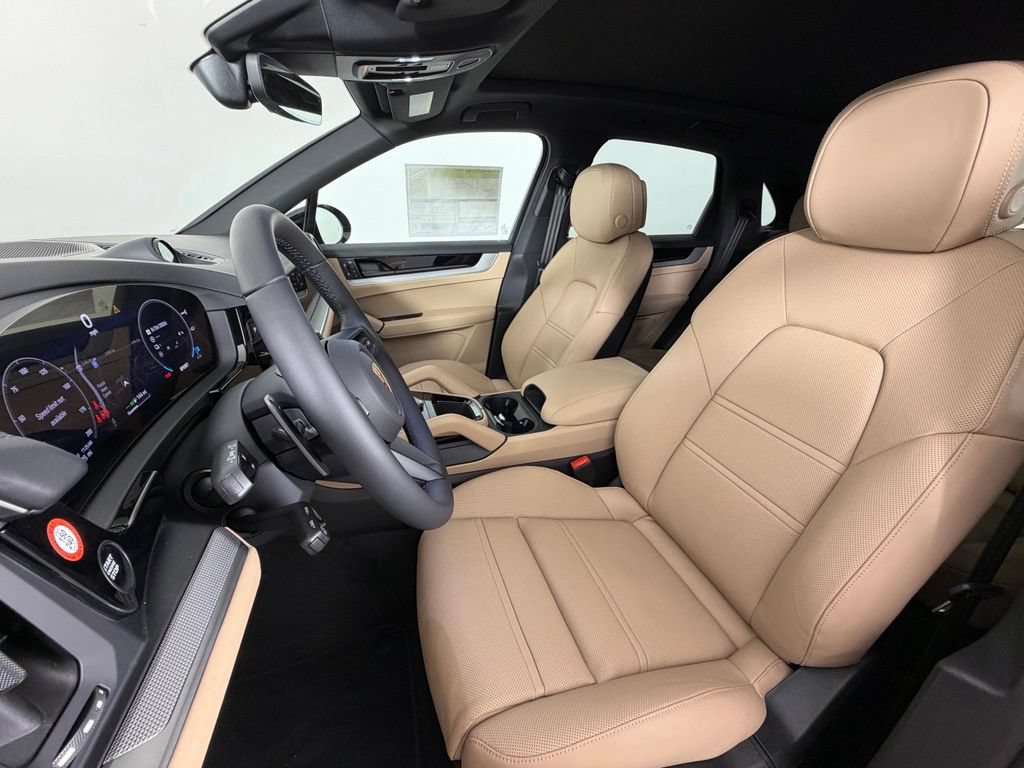 Used 2026 Porsche Cayenne S AWD/4WD image 5